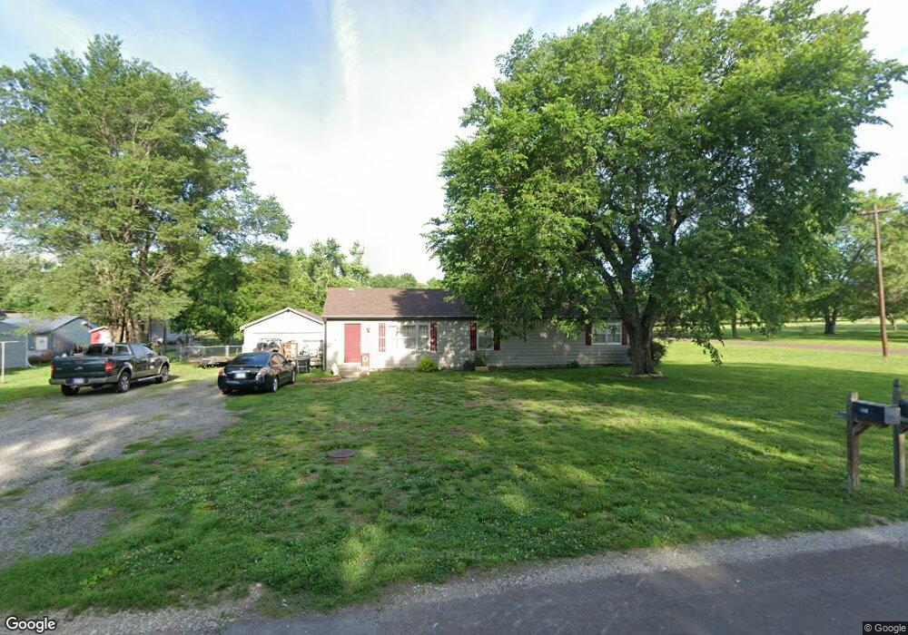 621 Main St, Maple Hill, KS 66507 - photo 1