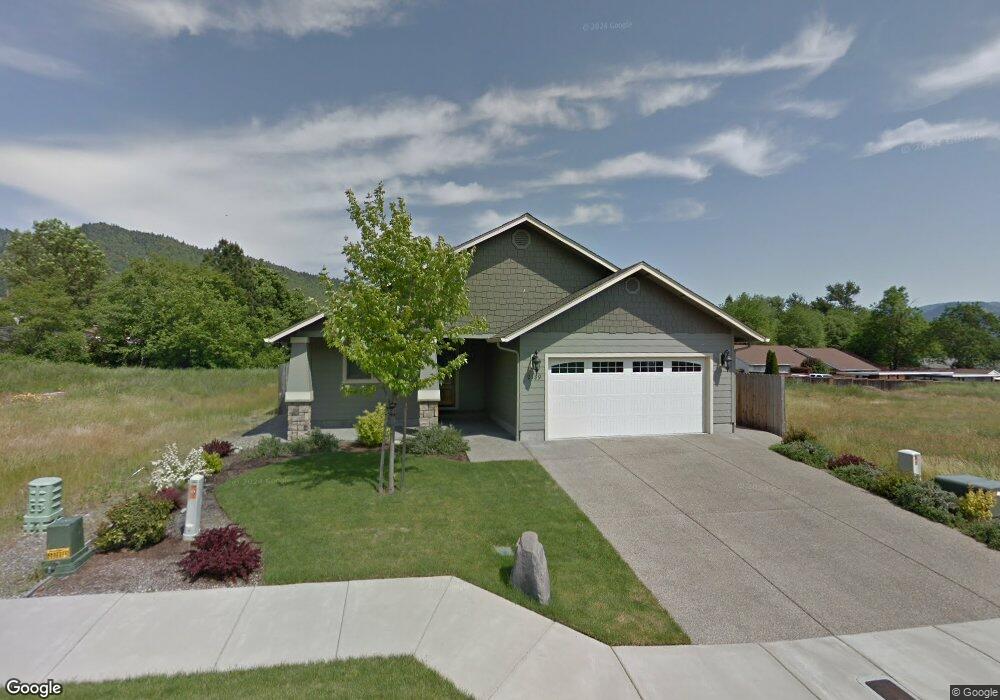 2189 NW Kip Ln, Grants Pass, OR 97526 - photo 1