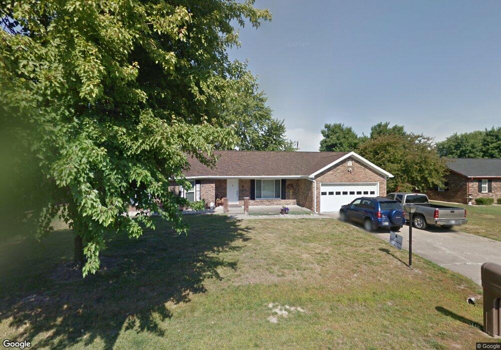 713 Kennedy Dr, Fort Branch, IN 47648 - photo 1