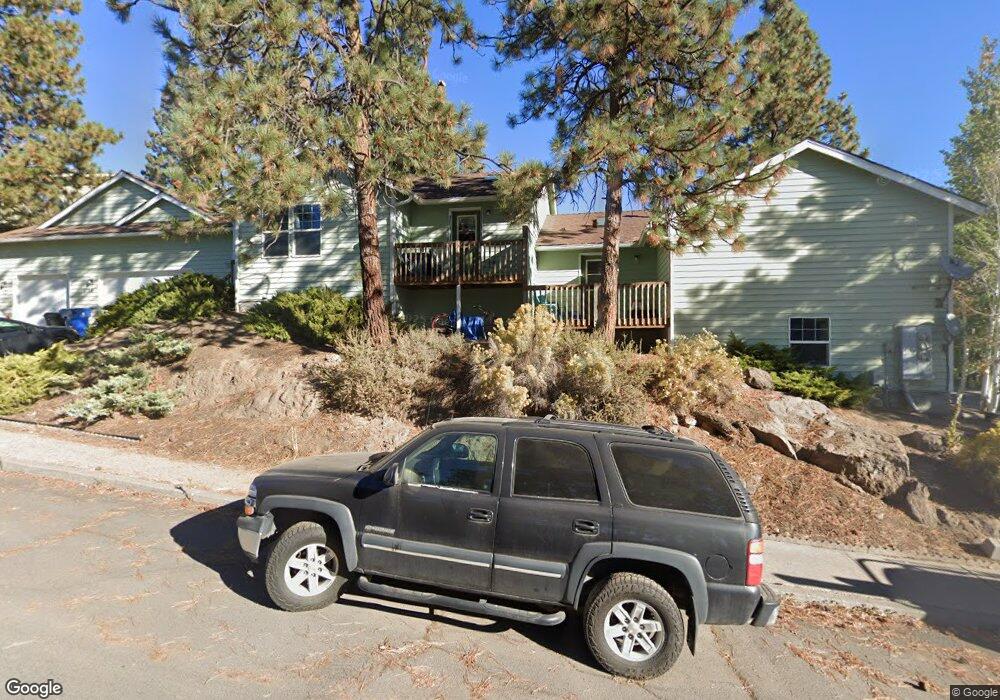 1720 SW Forest Ridge Ave, Bend, OR 97702 - photo 1