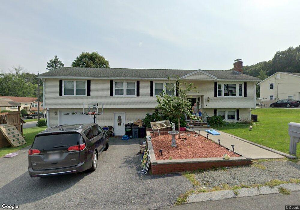 4 Eagle Rd, Woburn, MA 01801 - photo 1