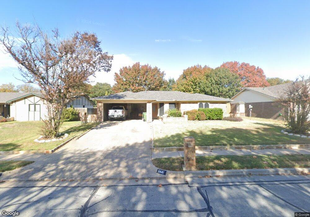 1441 Circle Ln, Bedford, TX 76022 - photo 1