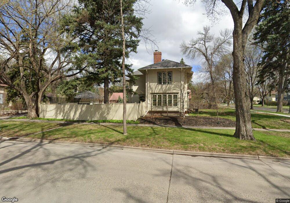 1225 8th St S, Fargo, ND 58103 - photo 1