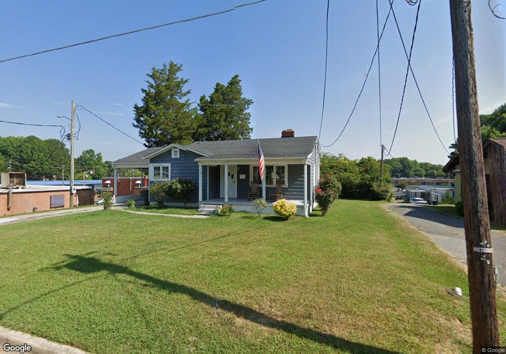 111 E Walker Ave, Asheboro, NC 27203 - photo 1