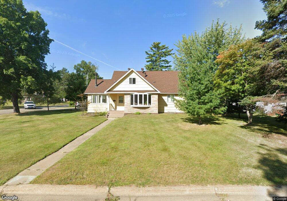 717 SW 5th Ave, Grand Rapids, MN 55744 - photo 1