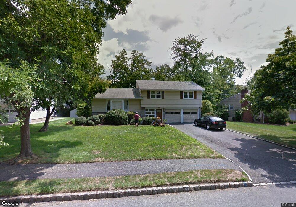 7 Bristol Ct, Livingston, NJ 07039 - photo 1