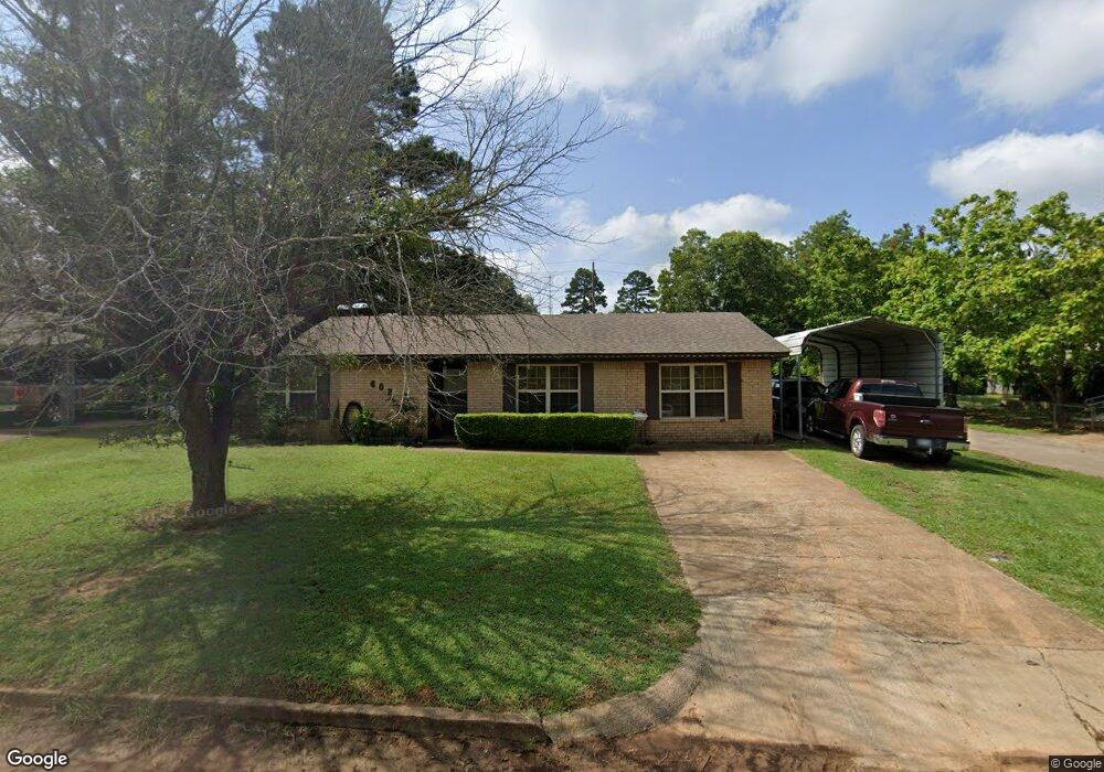 602 E Bissell St, Hugo, OK 74743 - photo 1