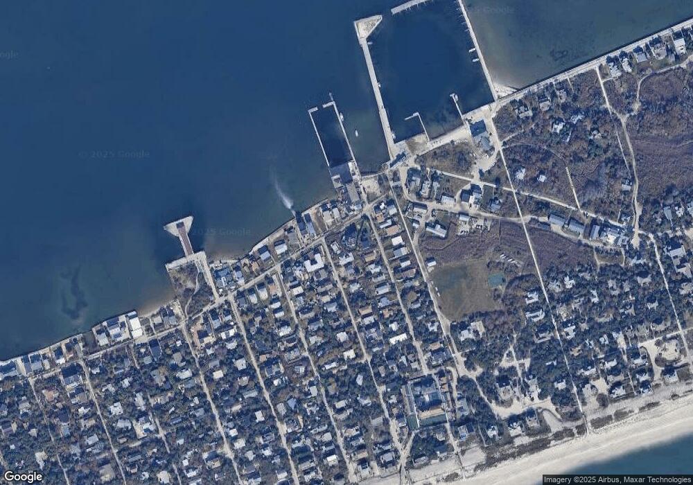 86 Bayview Ave, Bay Shore, NY 11706 - photo 1