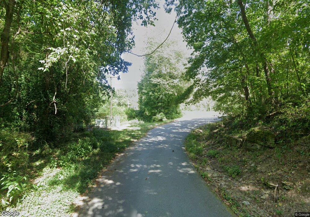 250 River St, Linden, TN 37096 - photo 1