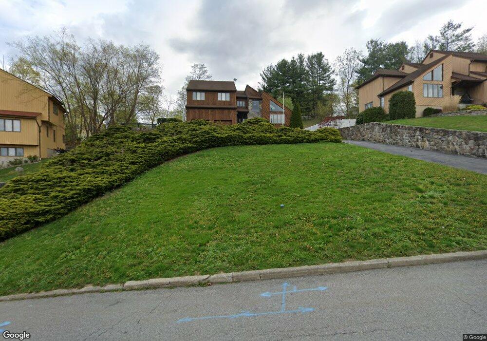 5 Mancuso Dr, Ossining, NY 10562 - photo 1