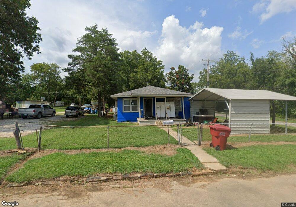 1002 W Dalton St, Hugo, OK 74743 - photo 1