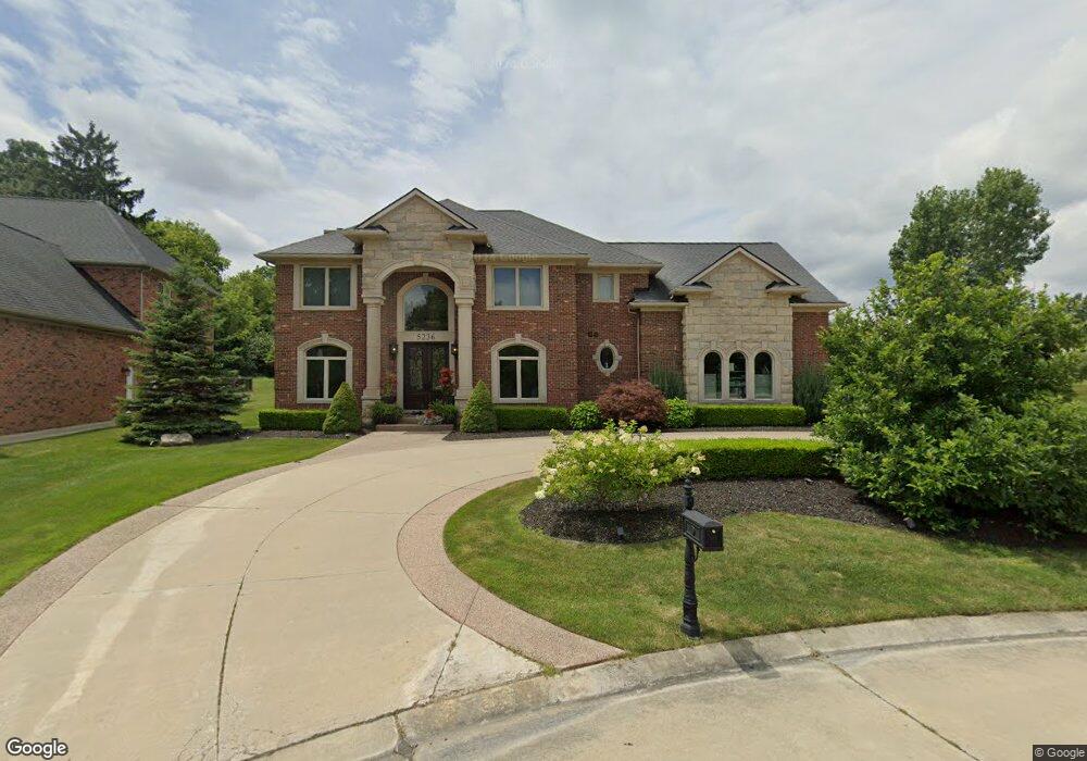 5236 Siloh Ct, West Bloomfield, MI 48324 - photo 1