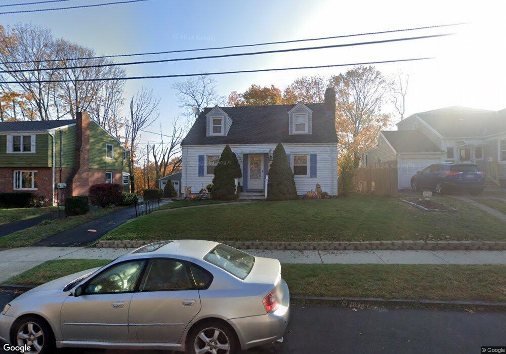 47 Beacon Ave, New Haven, CT 06512 - photo 1