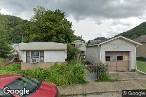 405 N Railway St, Cedar Grove, WV 25039