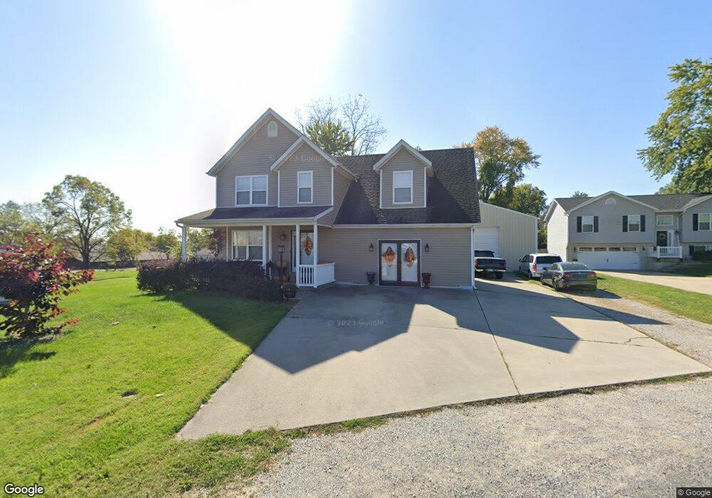 213 W Division St, Maryville, IL 62062 - photo 1