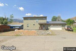 302 Yellowstone St, Gardiner, MT 59030