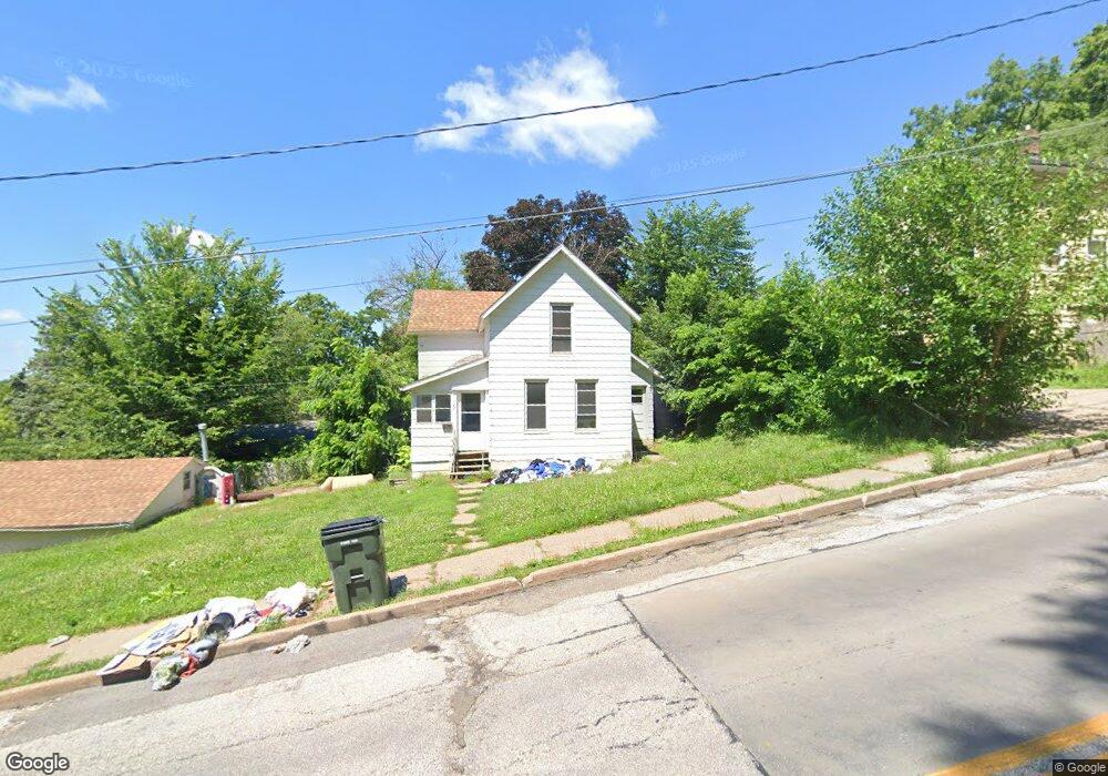 922 N Fillmore St, Davenport, IA 52804 - photo 1