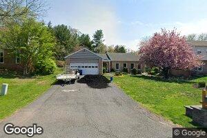18 Nassau Cir, Reading, PA 19607