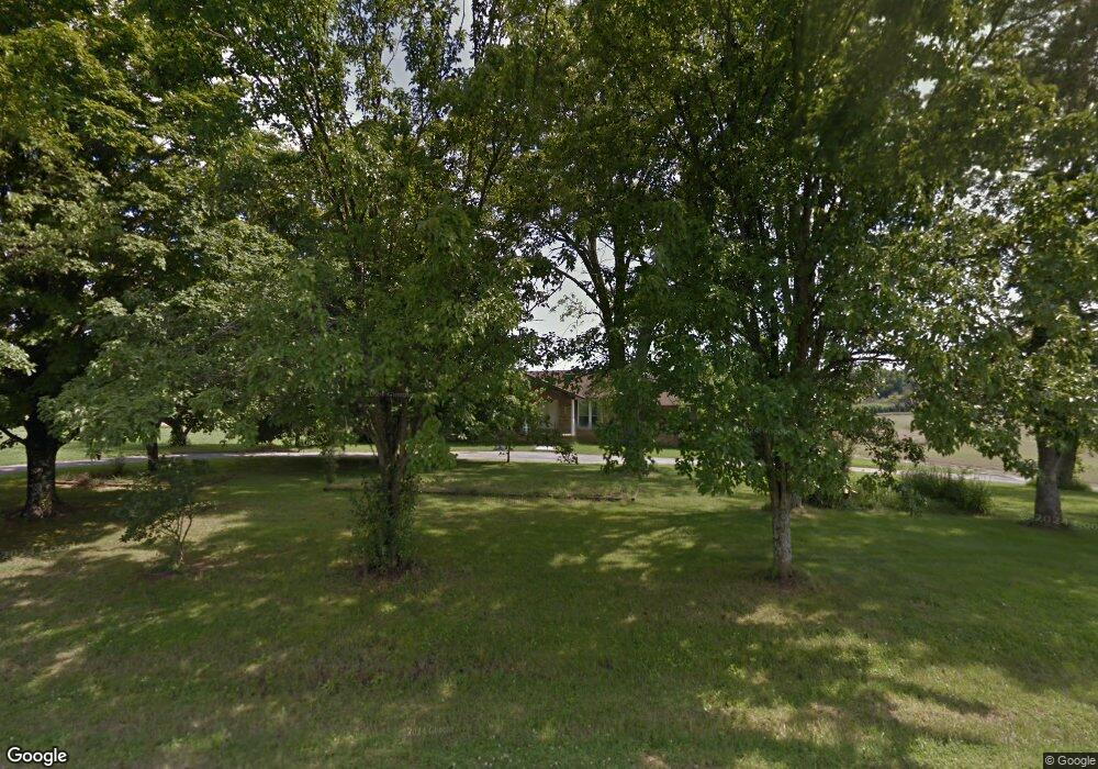 2558 Hawkersmith Rd, Manchester, TN 37355 - photo 1