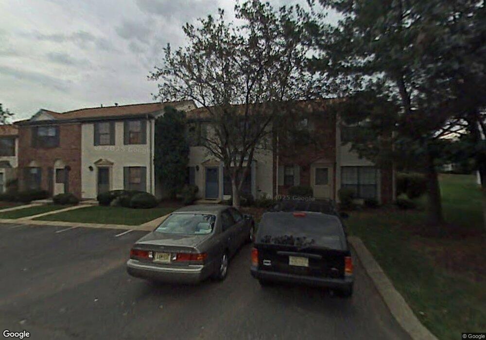 226 Hampshire Ct, Piscataway, NJ 08854 - photo 1