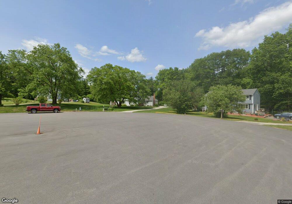 10 Wryan Rd, Derry, NH 03038 - photo 1