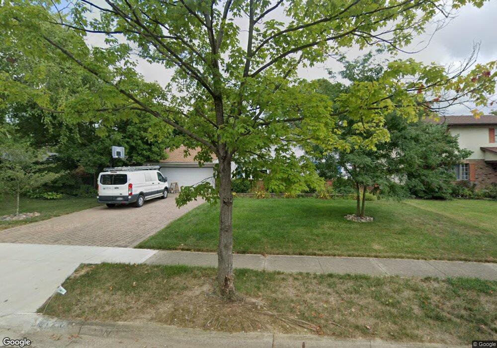 6128 Darby Ln, Columbus, OH 43229 - photo 1