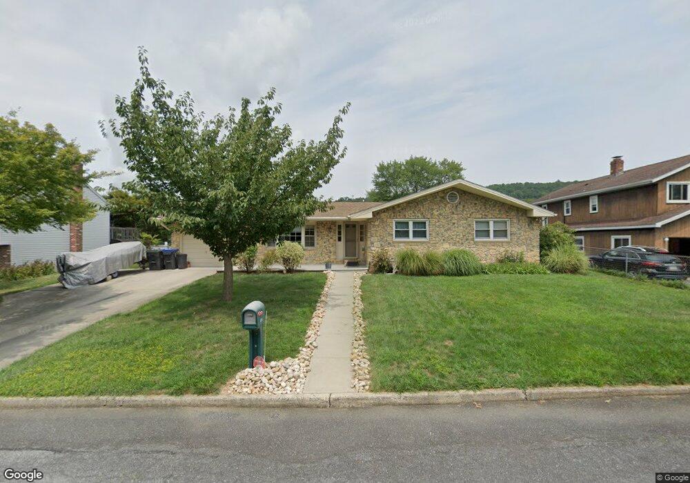 839 E Lexington St, Allentown, PA 18103 - photo 1