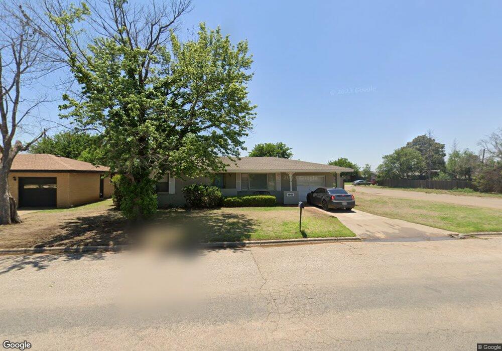 2909 W 11th St, Plainview, TX 79072 - photo 1