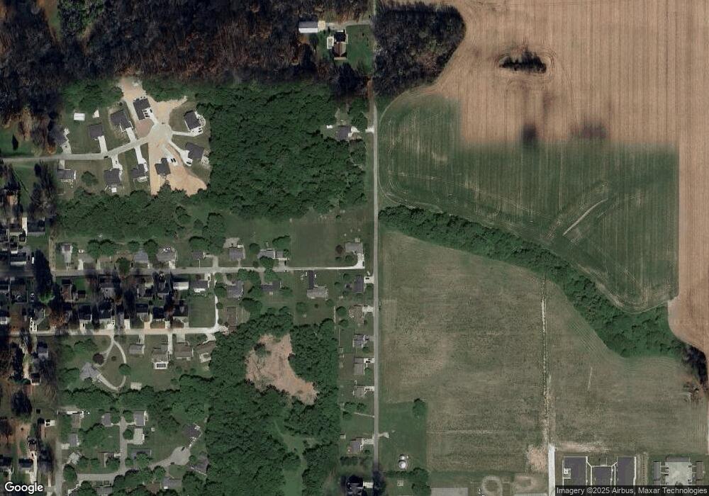 1305 Orchard Dr, Covington, IN 47932 - photo 1