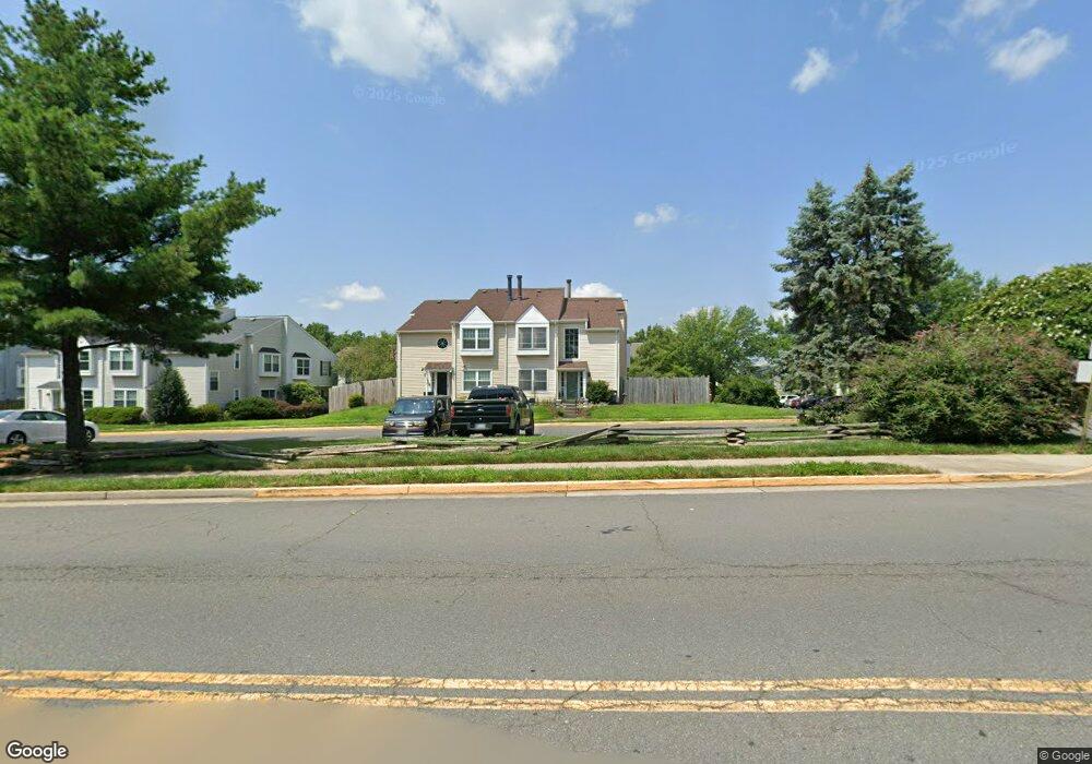 14001-D Grumble Jones Ct, Centreville, VA 20121 - photo 1