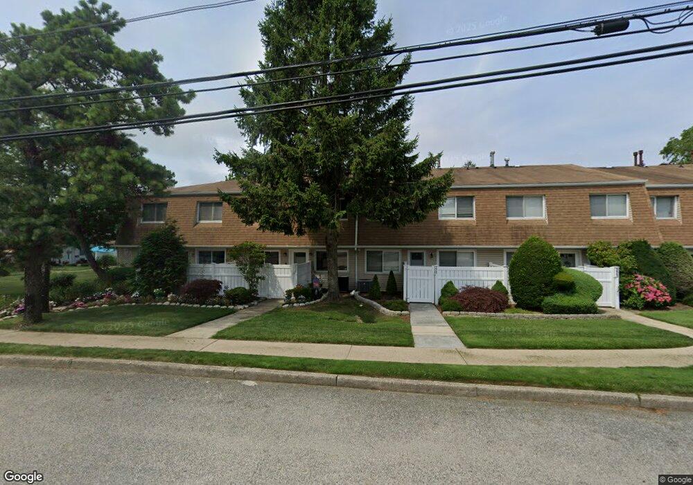 228 Storm Dr, Holtsville, NY 11742 - photo 1