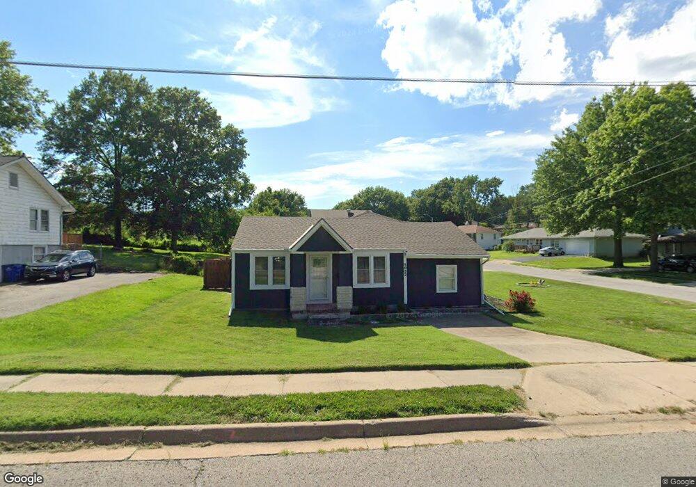 5032 Nieman Rd, Shawnee, KS 66203 - photo 1