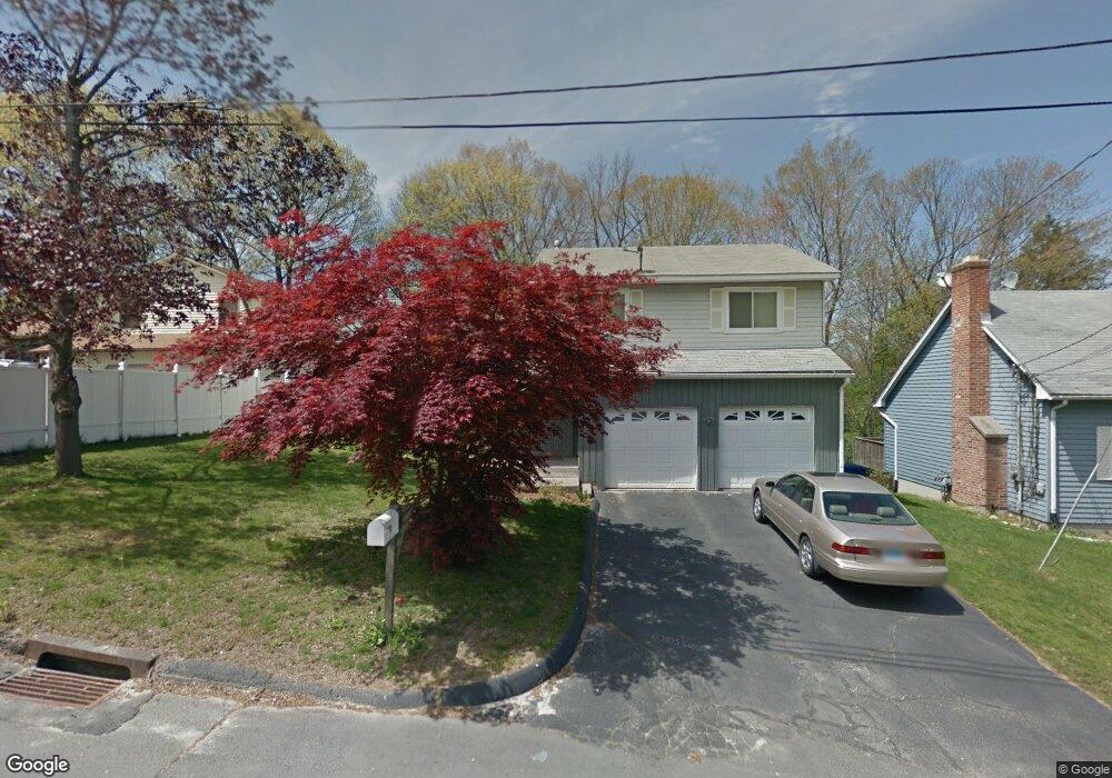 28 Kenneth Cir, Waterbury, CT 06710 - photo 1