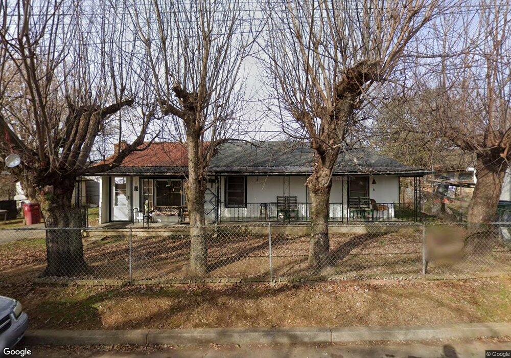 2407 Sarah St, Johnson City, TN 37601 - photo 1