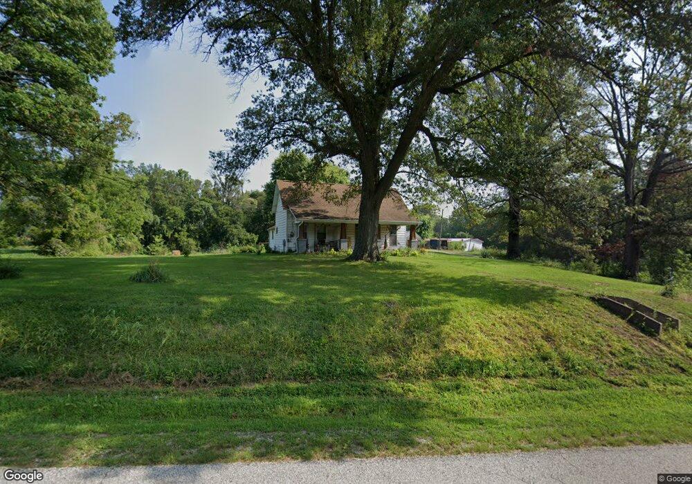 400 W Shipping St, Edwardsport, IN 47528 - photo 1