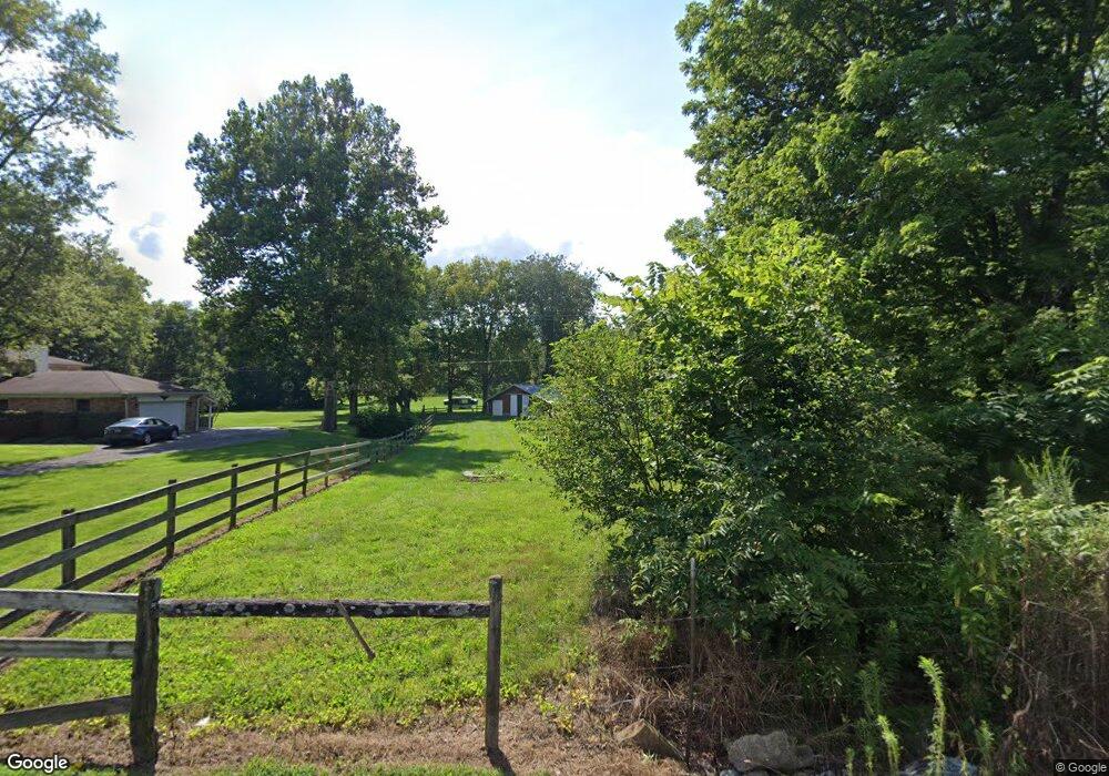 9075 S 800 W, Pendleton, IN 46064 - photo 1