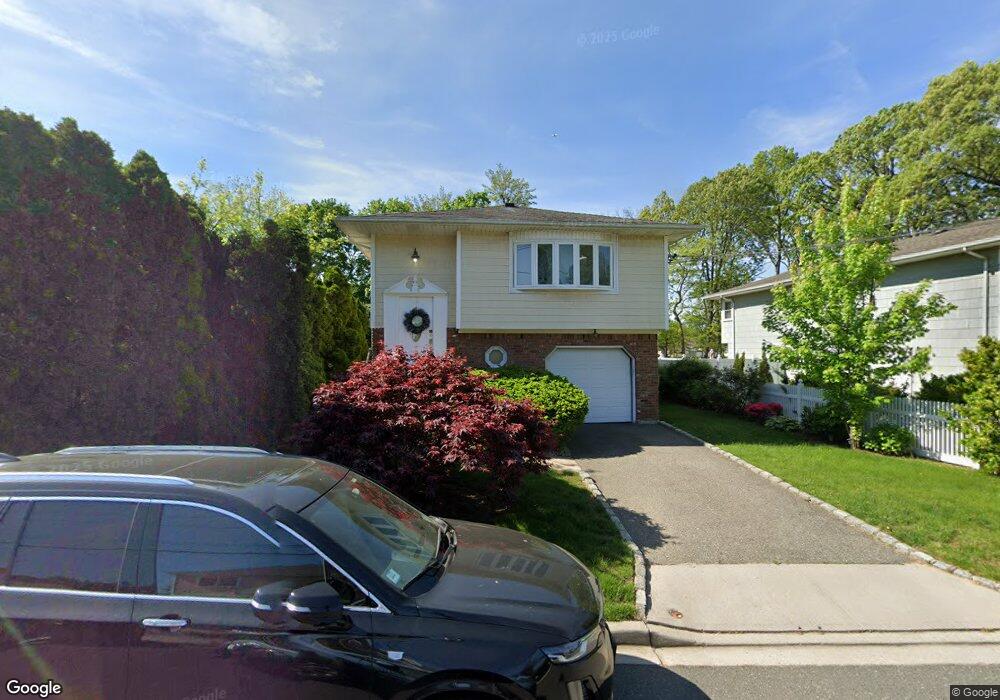 419 Rhodes Ln, West Hempstead, NY 11552 - photo 1