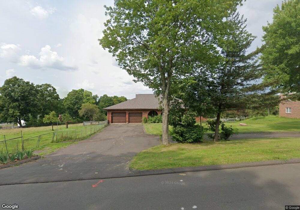 196 Evergreen Rd, Cromwell, CT 06416 - photo 1