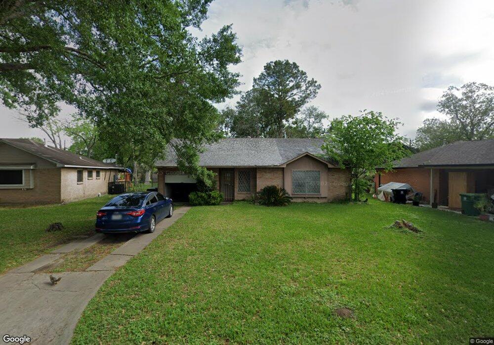 6110 Muskingum Ln, Houston, TX 77053 - photo 1