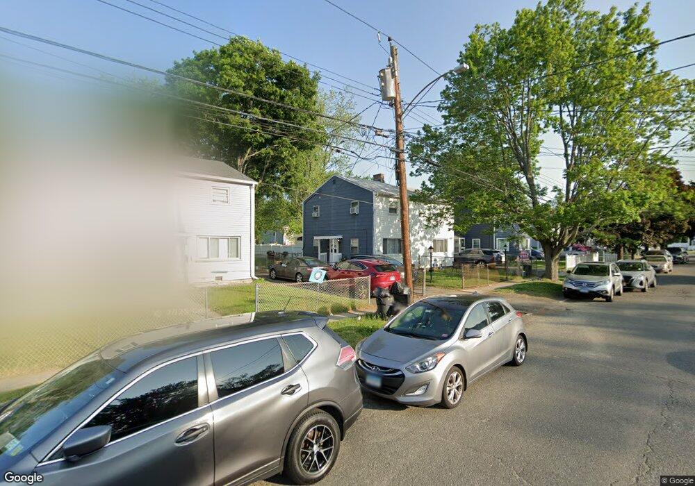 89 Mcgrath Ct, Stratford, CT 06615 - photo 1