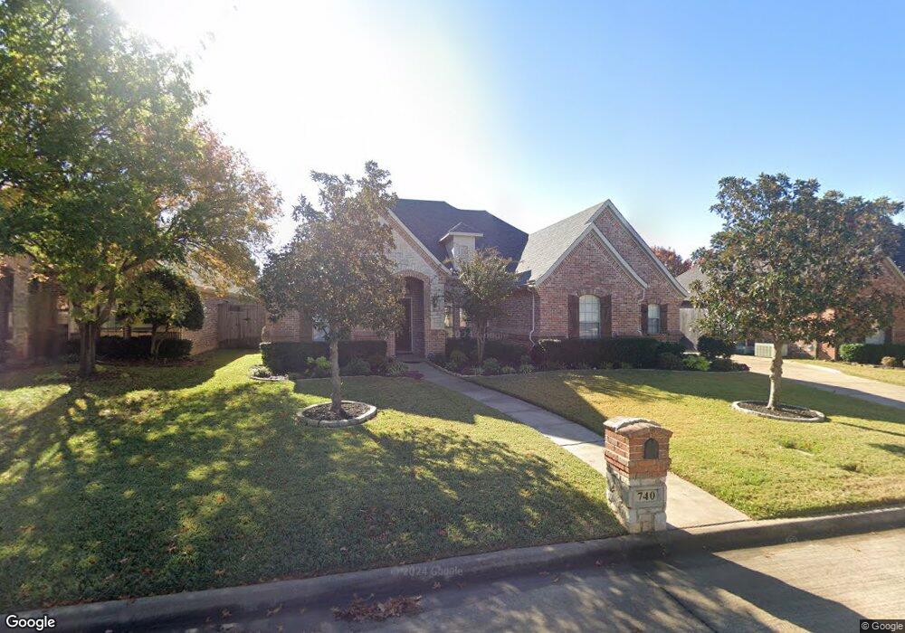 740 Trails End Cir, Hurst, TX 76054 - photo 1