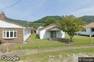 1406 Kanawha St, Hansford, WV 25103