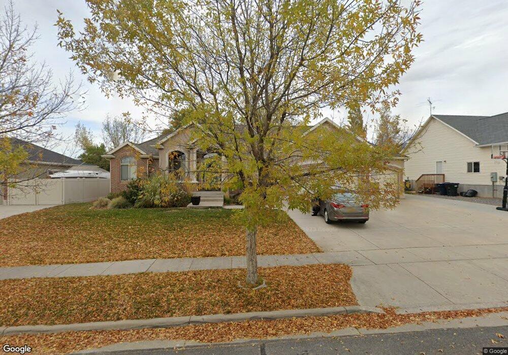878 W 2100 S, Woods Cross, UT 84087 - photo 1