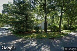 5 Fawn Ridge Dr, Millington, NJ 07946