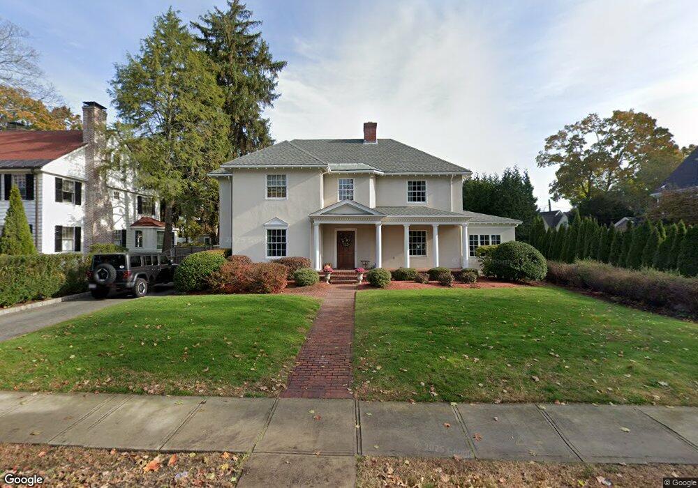 12 Stratford Rd, Winchester, MA 01890 - photo 1