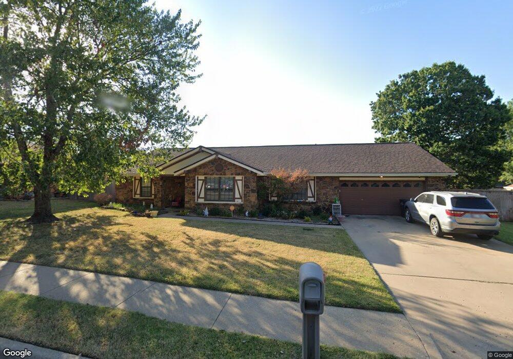 2517 Chapel Hill Rd, Bartlesville, OK 74006 - photo 1