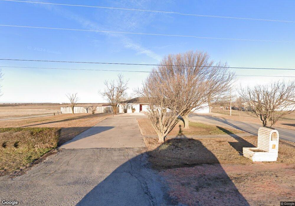 667 NW Paint Rd, Cache, OK 73527 - photo 1