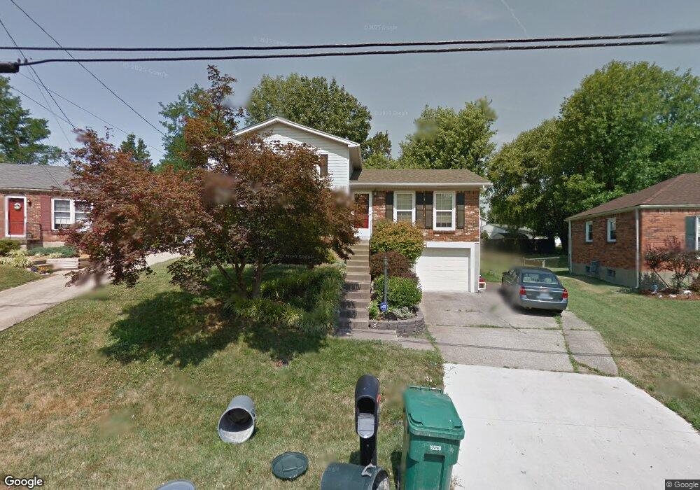 5412 Oak Creek Ln, Louisville, KY 40291 - photo 1