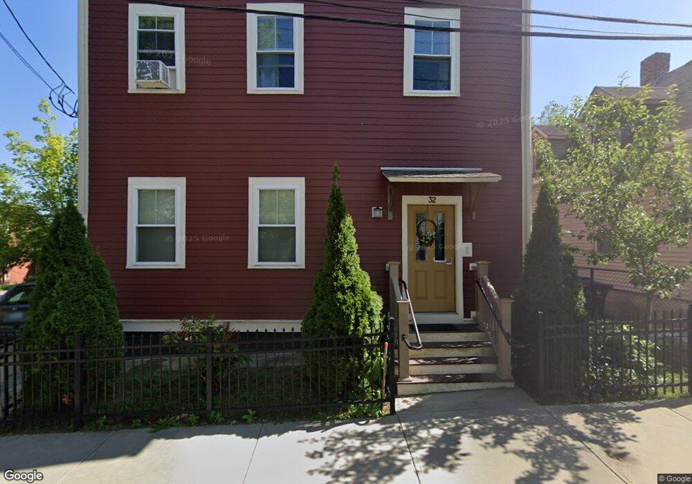 32 Barton St, Pawtucket, RI 02860 - photo 1