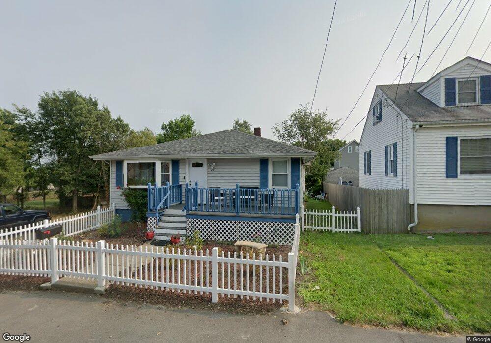 21 Walnut St (North Tiver, Tiverton, RI 02878 - photo 1